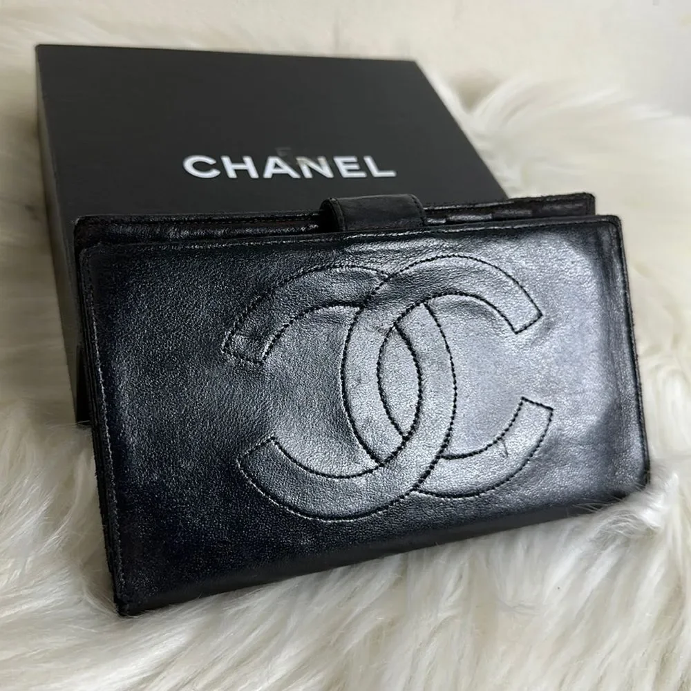 💯Authentic Chanel Long Wallet 🍀